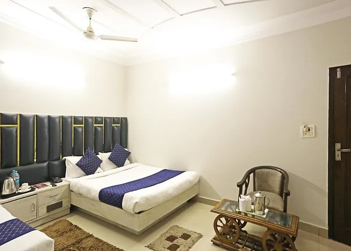 Hotel Ratandeep International At New Delhi Railway Station