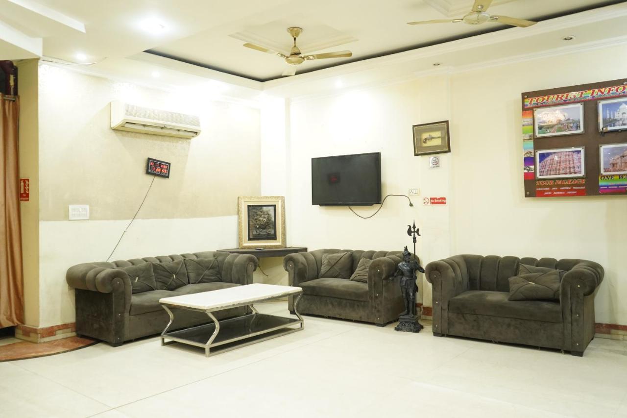 Ratandeep International At Railway Station 3*