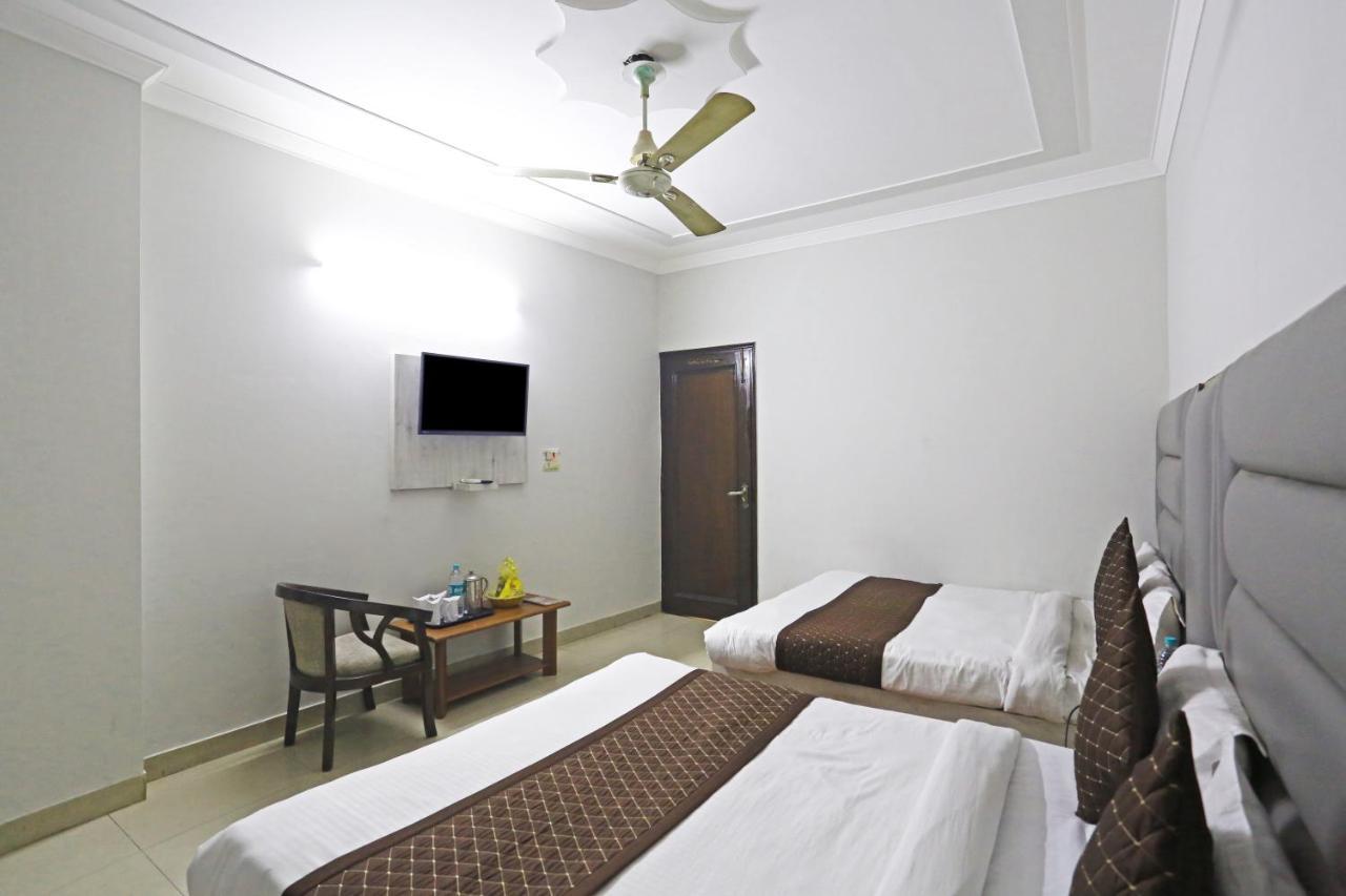 Ratandeep International At Railway Station 3* New Delhi