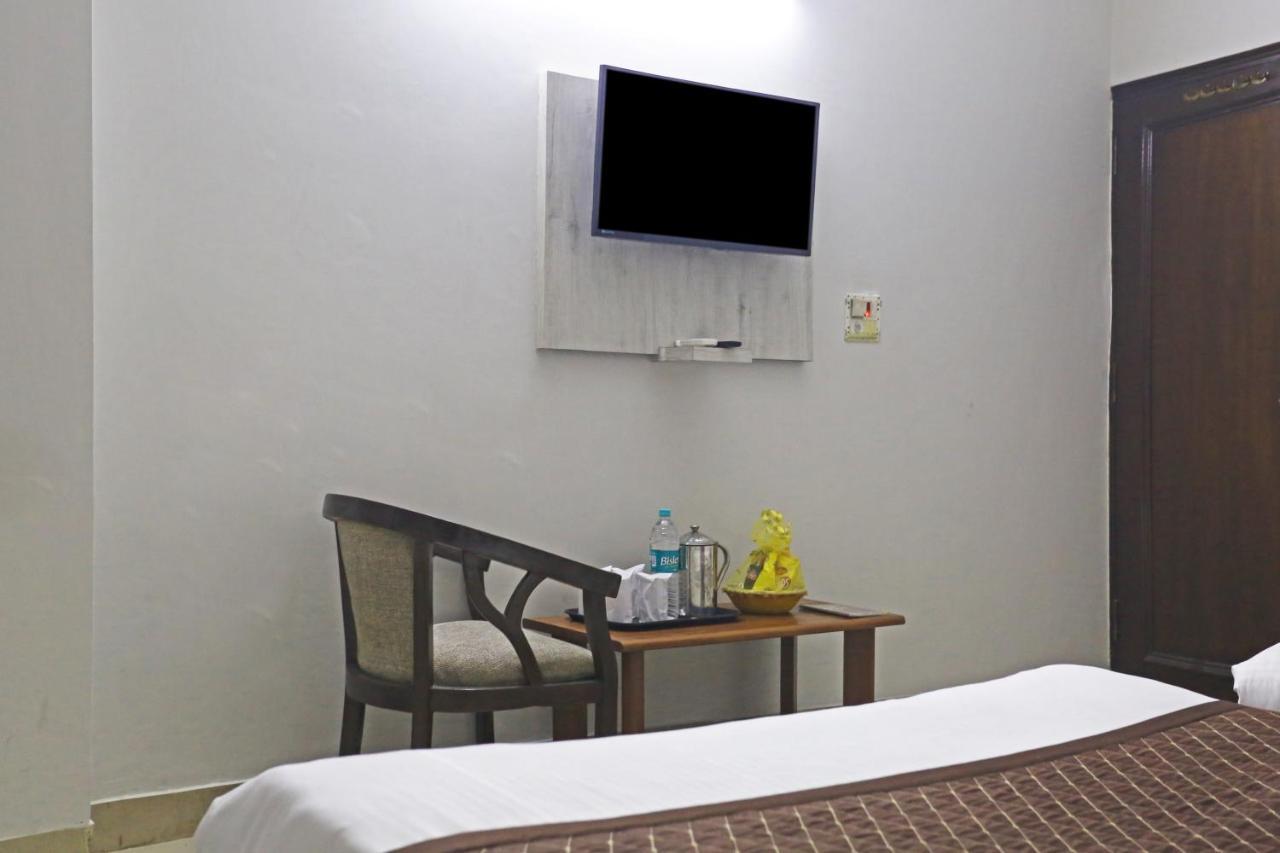 Hotel Ratandeep International At Railway Station New Delhi