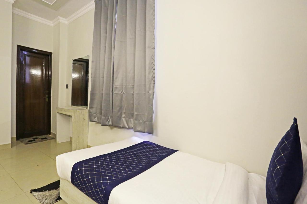 Hotel Ratandeep International At Railway Station New Delhi