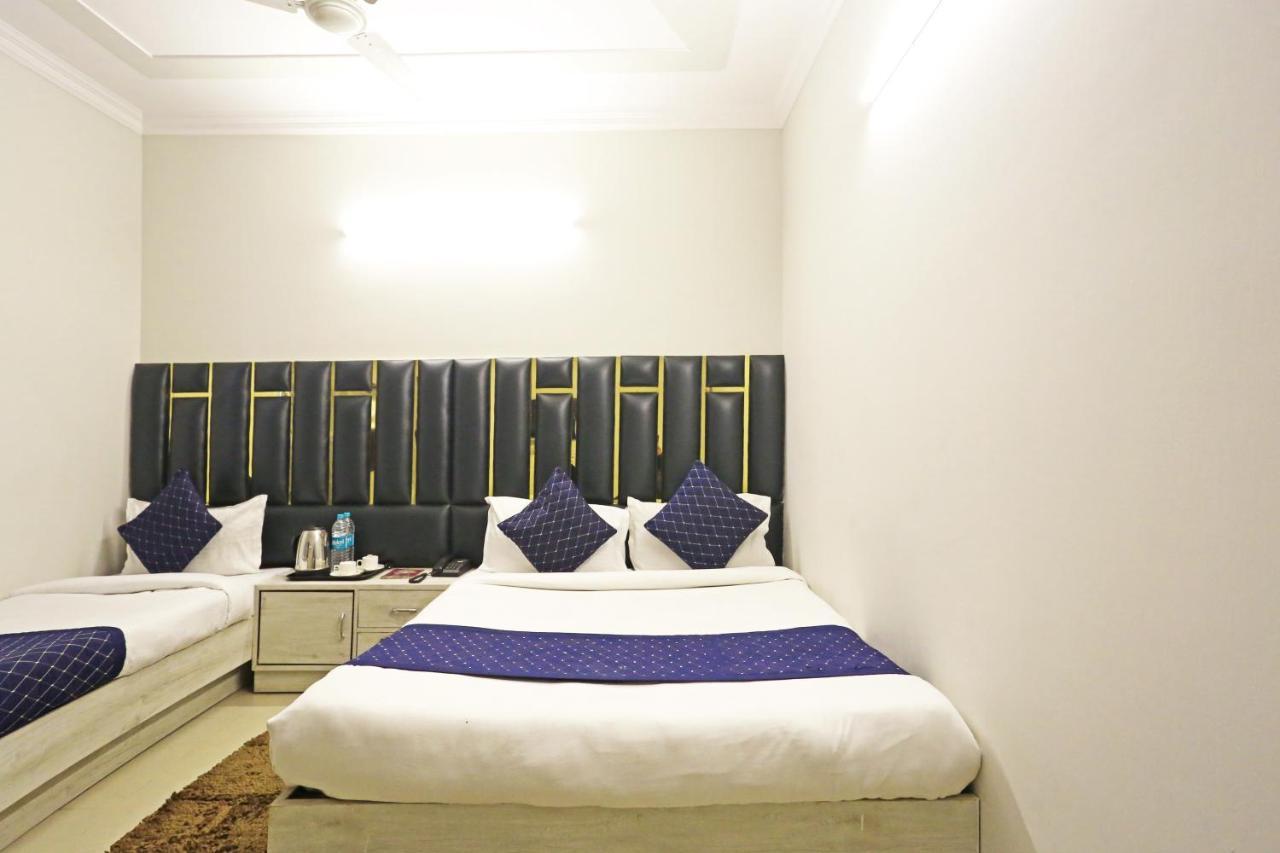 Hotel Ratandeep International At Railway Station New Delhi