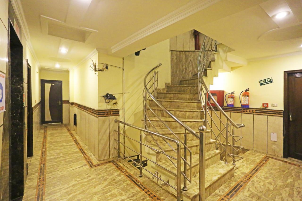 Ratandeep International At Railway Station Hotel