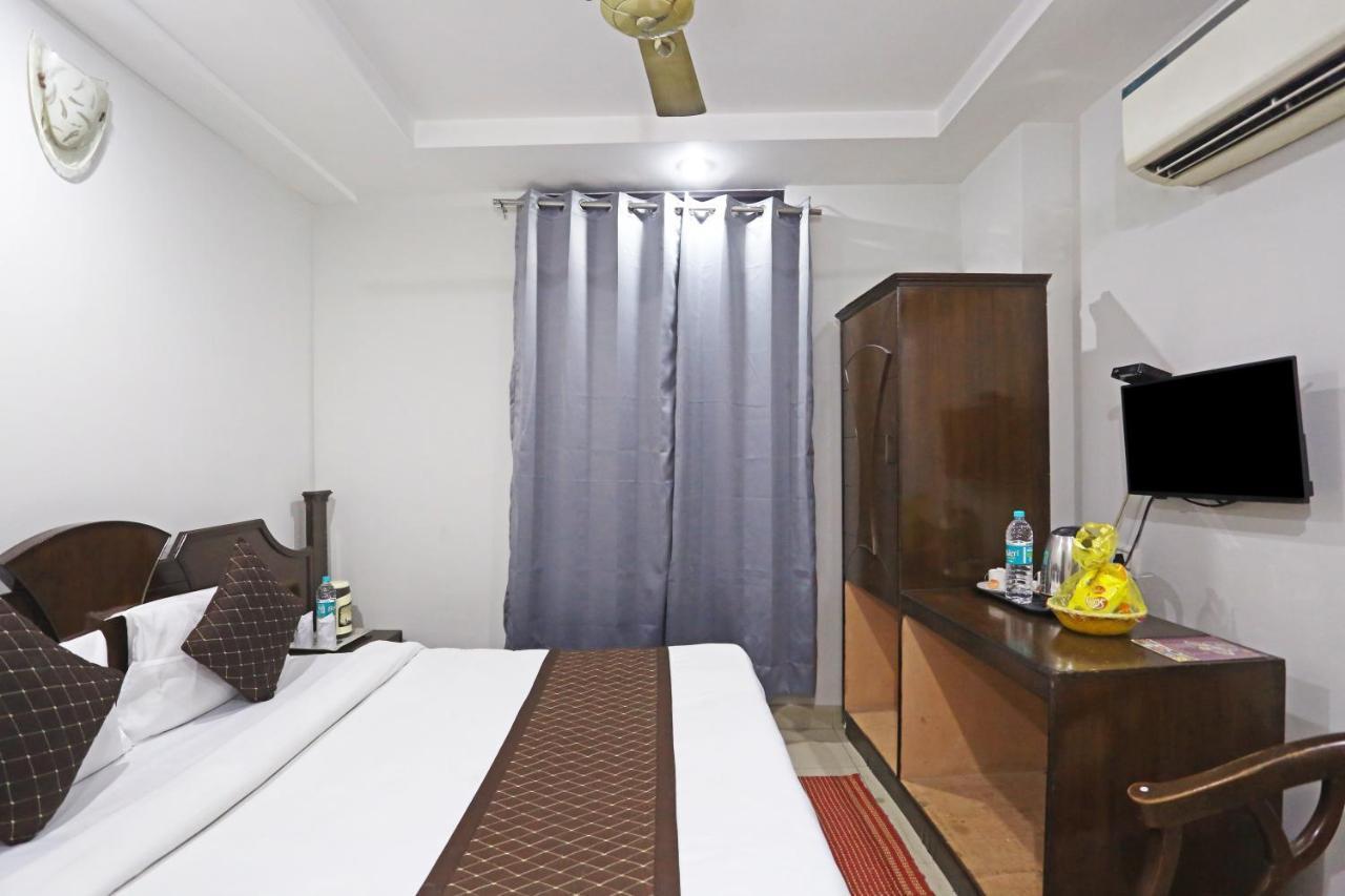 Ratandeep International At Railway Station Hotel New Delhi