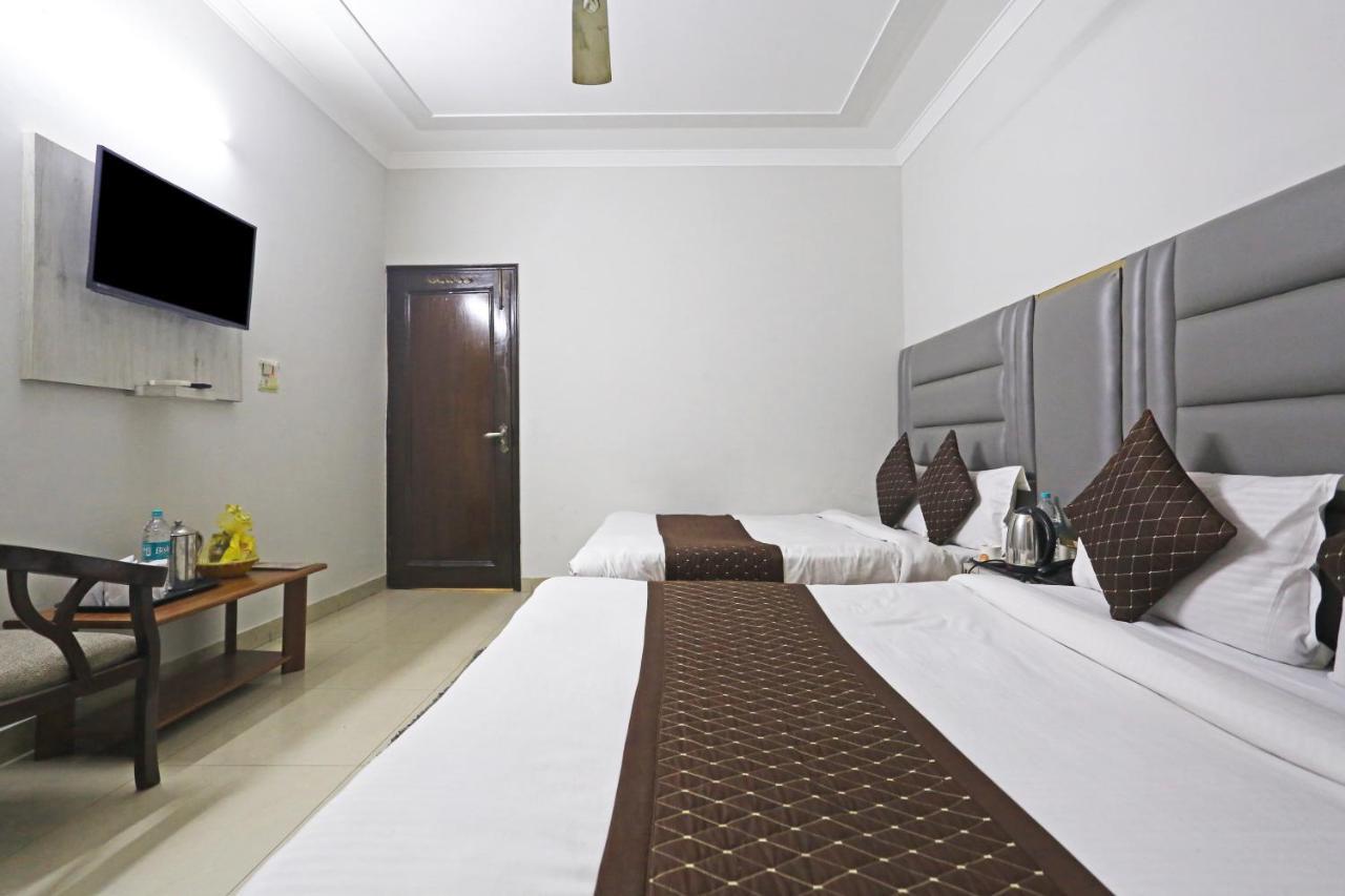 Ratandeep International At Railway Station Hotel