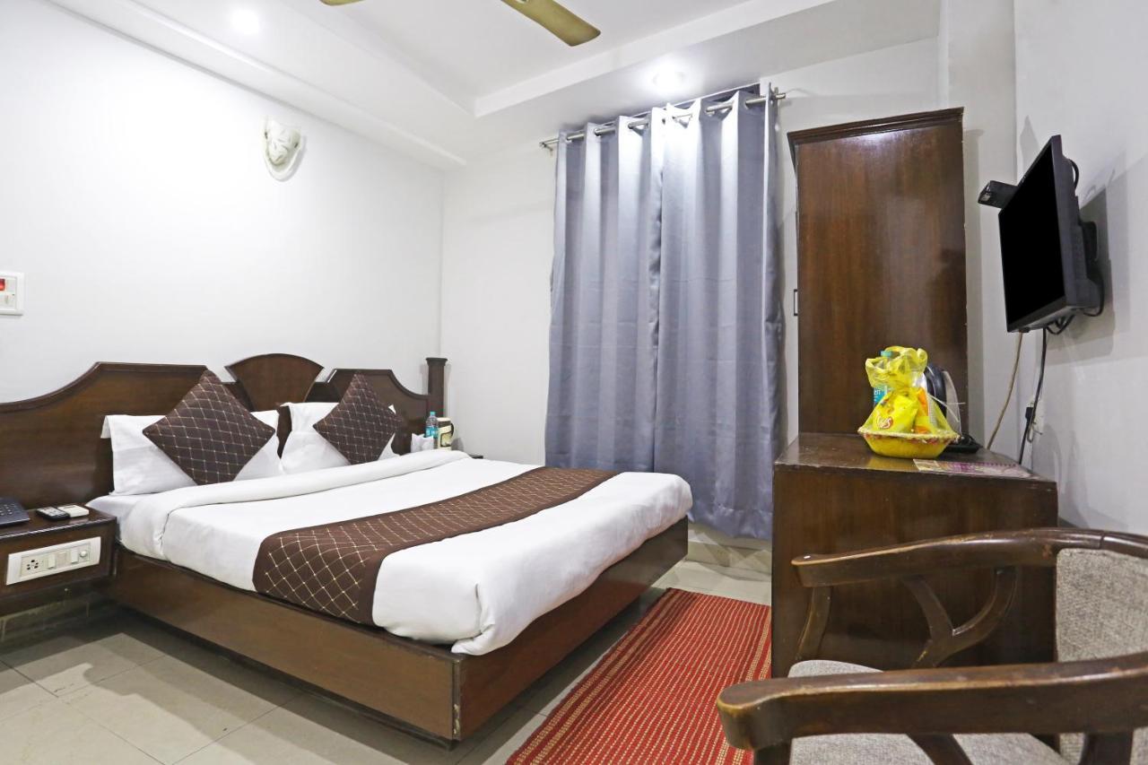 Ratandeep International At Railway Station Hotel 3*