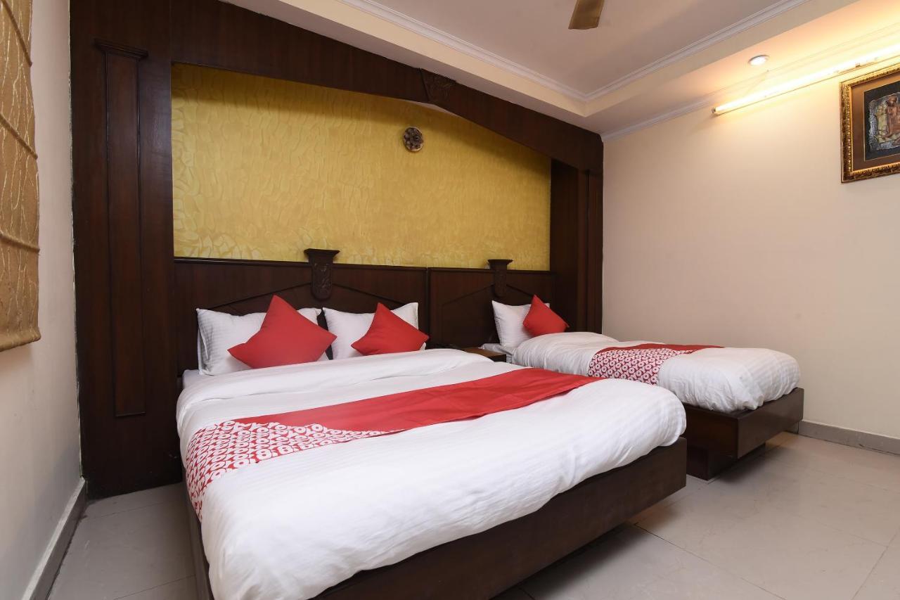 Hotel Ratandeep International At Railway Station New Delhi