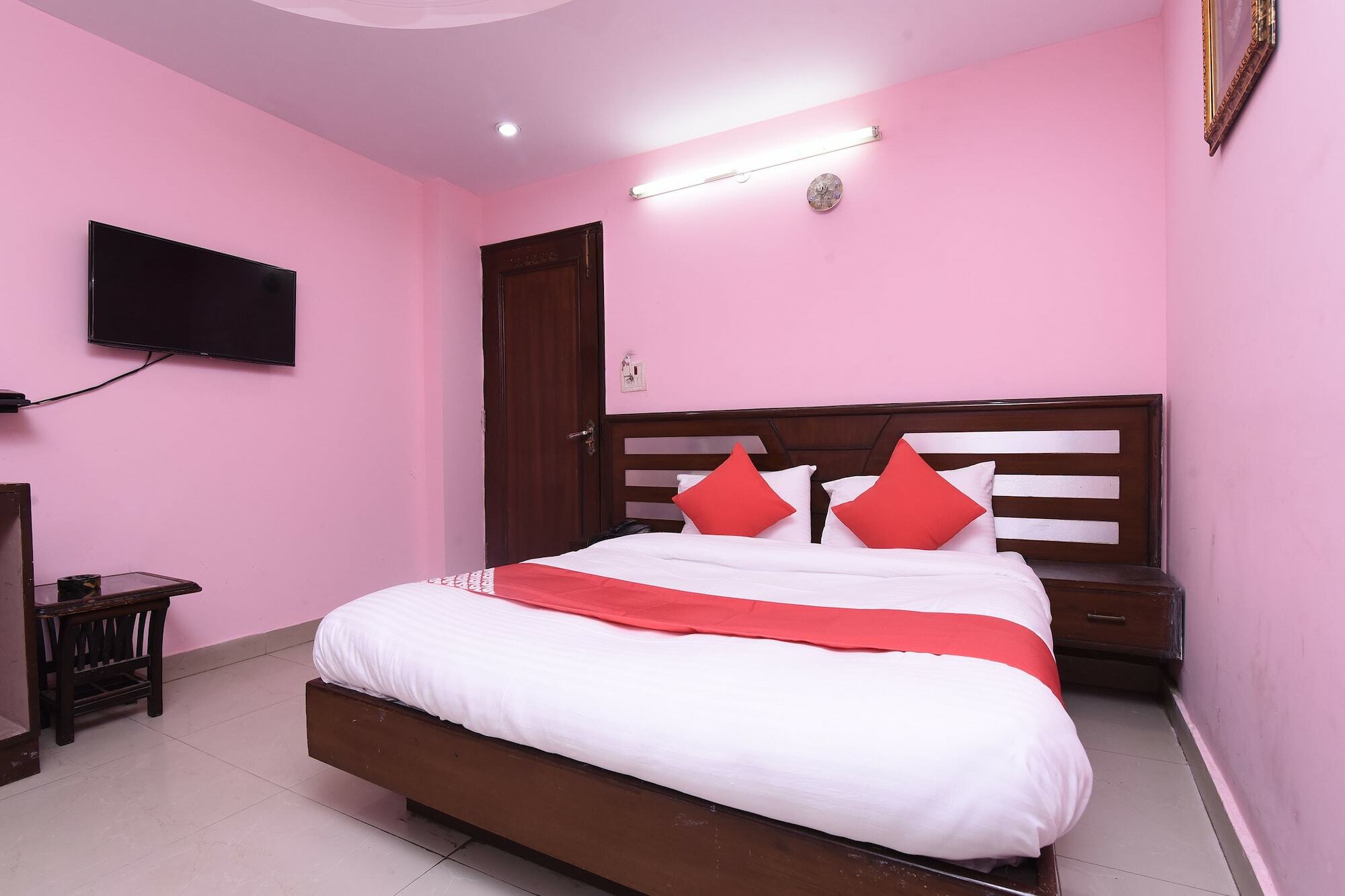 Ratandeep International At Railway Station Hotel 3*